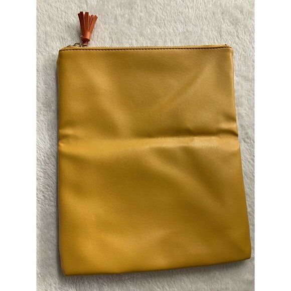 Rachel Pally Zahara Reversible Clutch Spring - Picture 9 of 11